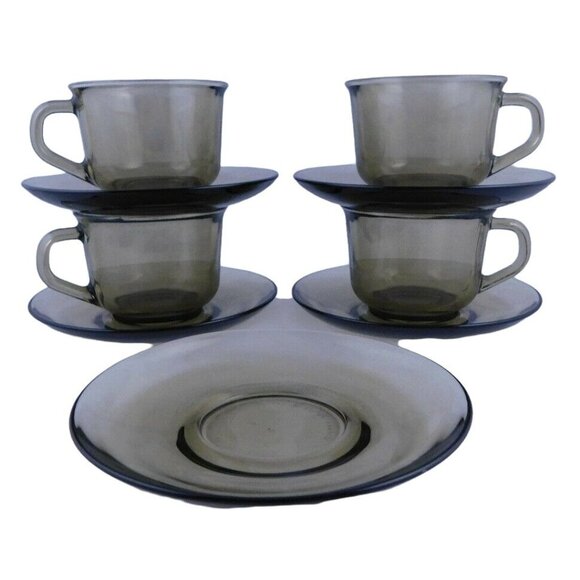 Vintage Arcoroc France - 4 Smoky Glass Cups & 5 Saucers - Picture 1 of 11